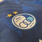 لباس استقلال لیگ بیست و یکم