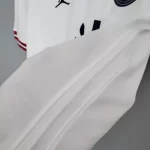لباس چهارم پاری سن ژرمن