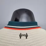 لباس دوم لیورپول