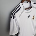 لباس teamgeist رئال مادرید 2022 - Image 2