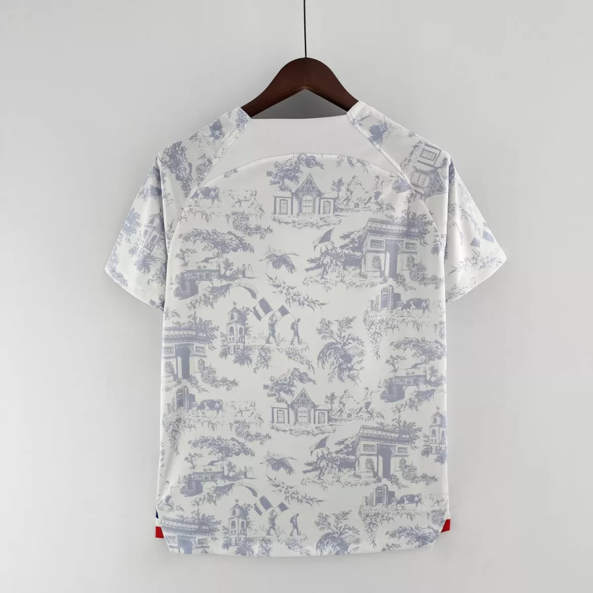 پیراهن جدید فرانسه