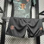 لباس بچه گانه بایرن مونیخ 2025 - کیت دوم - Image 3