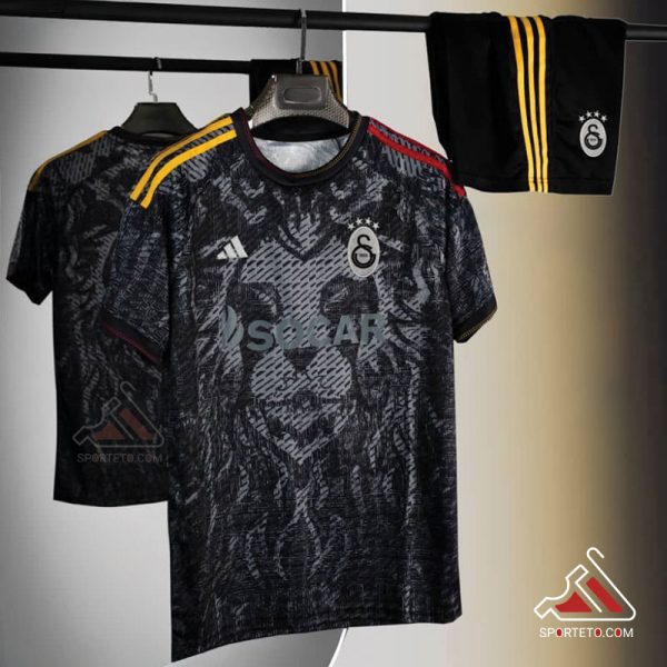 کیت گالاتاسرای - پیراهن شورت